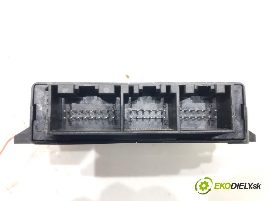 AUDI A4 B8 Avant (8K5) 2007 - 2015    1.8 TFSI 88 kW [120 KM] benzyna 2008 - 2015  Modul PDC 8K0919475D (Ostatné)