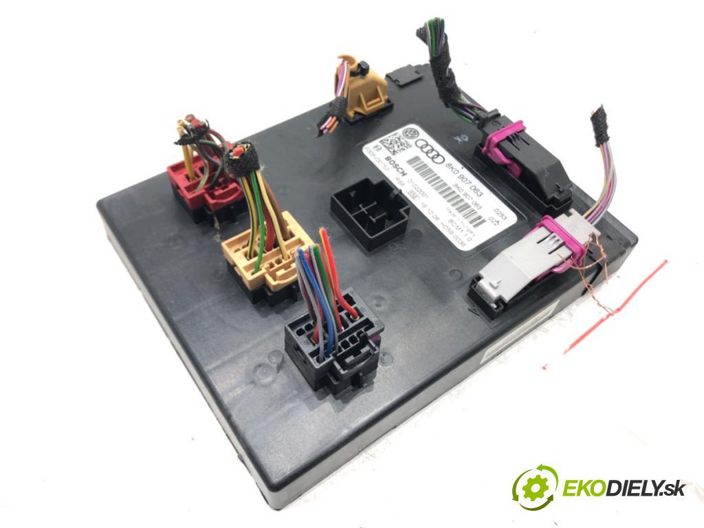 AUDI A4 B8 Avant (8K5) 2007 - 2015    1.8 TFSI 88 kW [120 KM] benzyna 2008 - 2015  Modul komfortu 8K0907063 (Moduly komfortu)