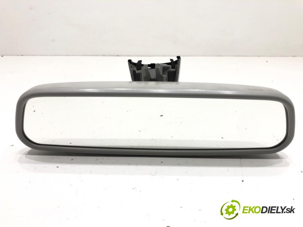 AUDI A4 B8 Avant (8K5) 2007 - 2015    1.8 TFSI 88 kW [120 KM] benzyna 2008 - 2015  zpětné zrcátko vnitřní  (Světla vnitřní)