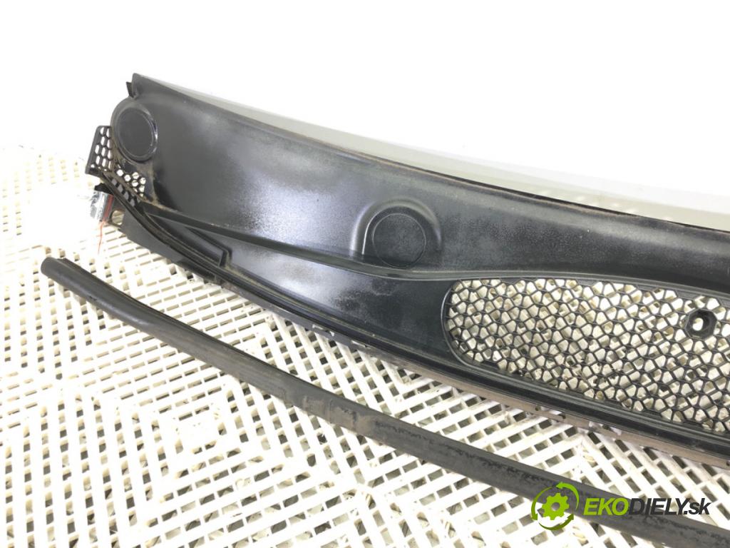 CITROEN BERLINGO Nadwozie pełne/minivan (B9) 2008 - 2022    1.6 HDi 90 68 kW [92 KM] olej napędowy 2010 - 2022  Torpédo, plast pod čelné okno  (Torpéda)