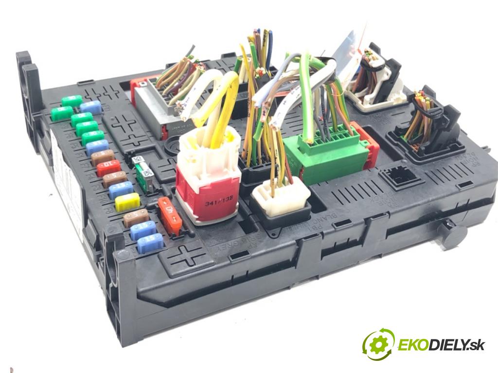 CITROEN BERLINGO Nadwozie pełne/minivan (B9) 2008 - 2022    1.6 HDi 90 68 kW [92 KM] olej napędowy 2010 - 2022  modul BSI 9678477080 (Pojistkové skříňky)