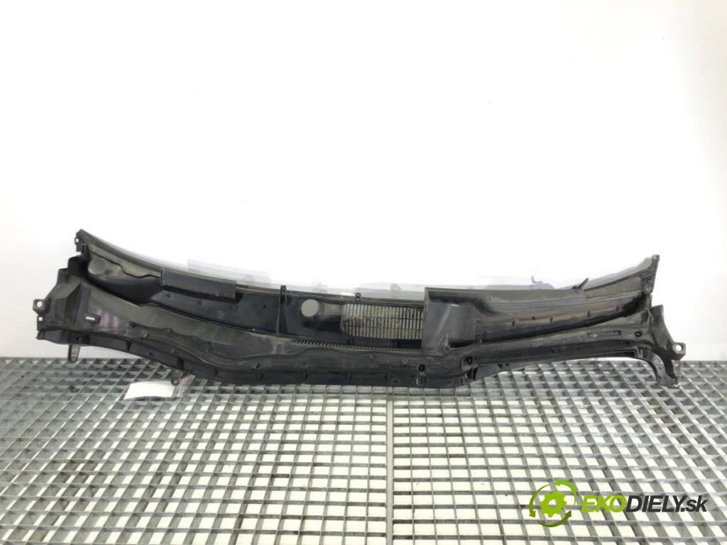 LEXUS IS II (_E2_) 2005 - 2013    220d (ALE20) 130 kW [177 KM] olej napędowy 2005 - 2012  Torpédo, plast pod čelné okno 55708-53060 (Torpéda)