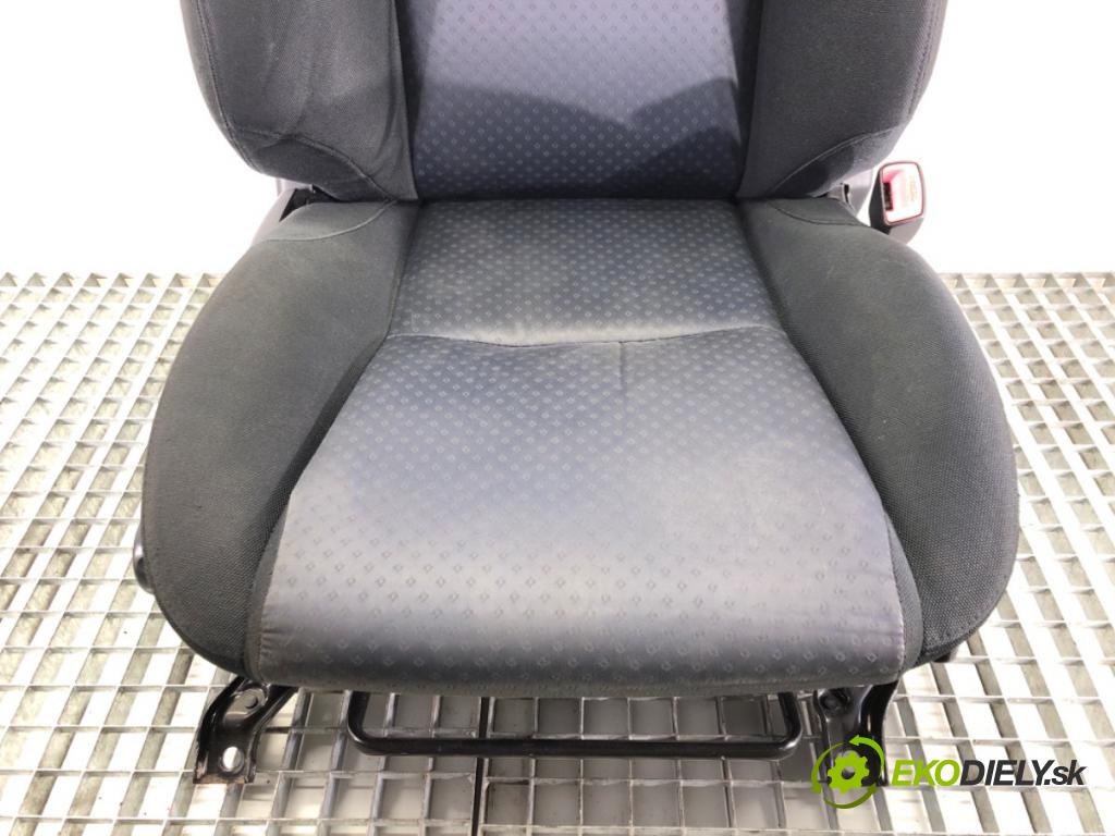 LEXUS IS II (_E2_) 2005 - 2013    220d (ALE20) 130 kW [177 KM] olej napędowy 2005 - 2012  Sedadlo pravy predný