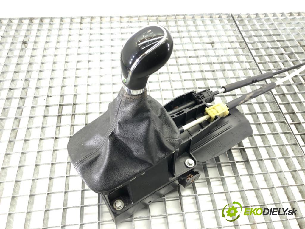 OPEL INSIGNIA A (G09) 2008 - 2017    2.0 CDTI (68) 96 kW [131 KM] olej napędowy 2008 - 2017  Kulisa 13261545 (Rýchlostné páky / kulisy)