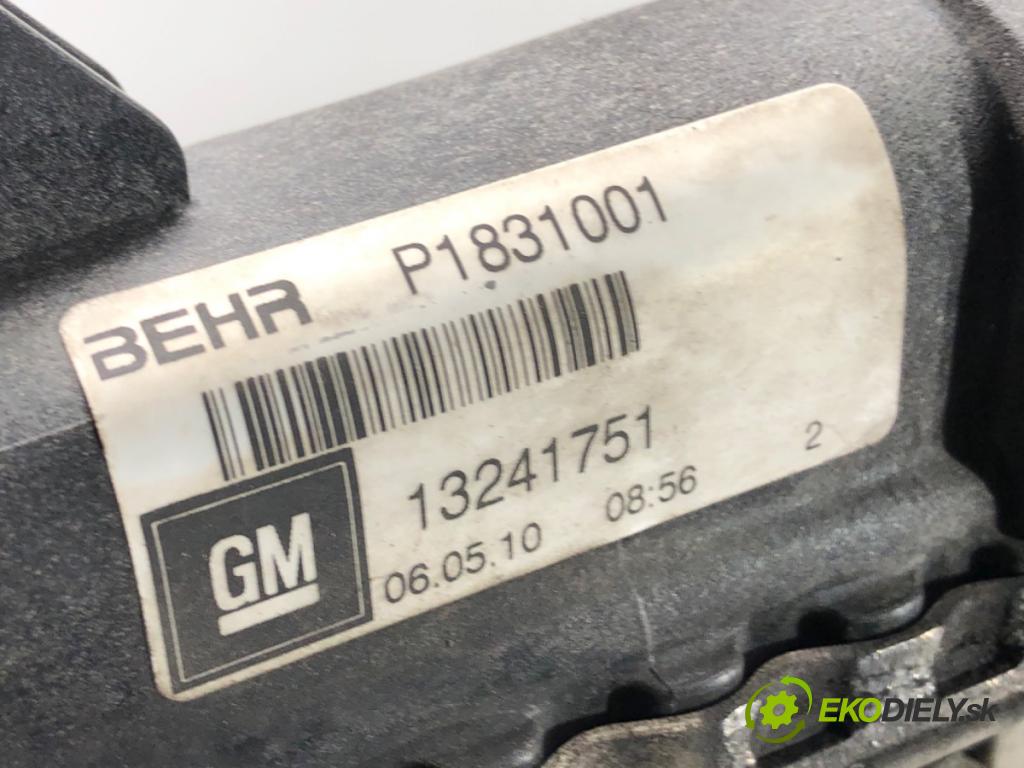 OPEL INSIGNIA A (G09) 2008 - 2017    2.0 CDTI (68) 96 kW [131 KM] olej napędowy 2008 - 2017  intercooler 13241751 (Chladiče nasávaného vzduchu (intercoolery))