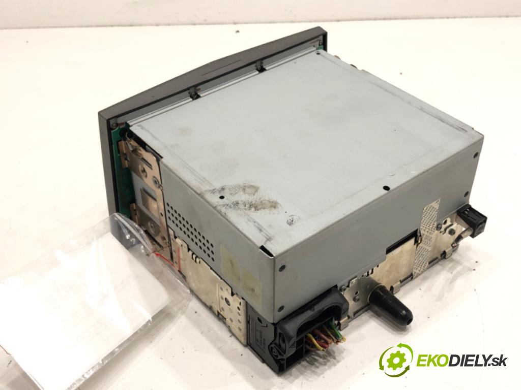 OPEL ZAFIRA B Nadwozie pełne/minivan (A05) 2005 - 2015    1.9 CDTI VAN (M75) 88 kW [120 KM] olej napędowy 2005 - 2015  RADIO 13190856YY (Audio zariadenia)