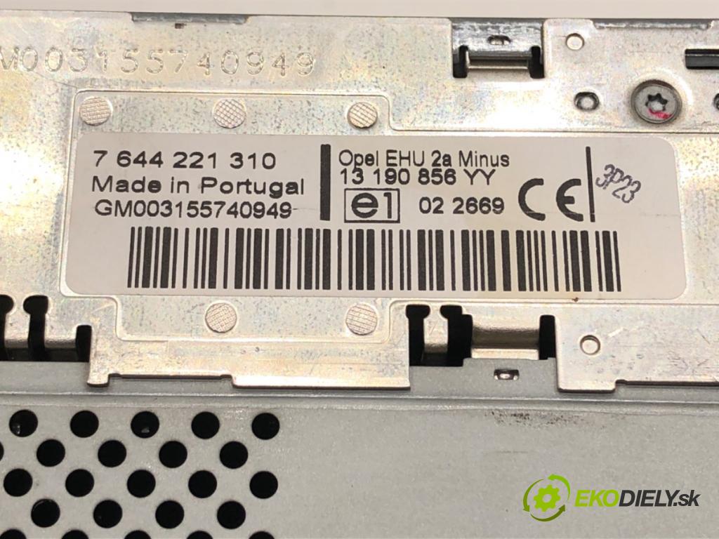 OPEL ZAFIRA B Nadwozie pełne/minivan (A05) 2005 - 2015    1.9 CDTI VAN (M75) 88 kW [120 KM] olej napędowy 2005 - 2015  RADIO 13190856YY (Audio zariadenia)