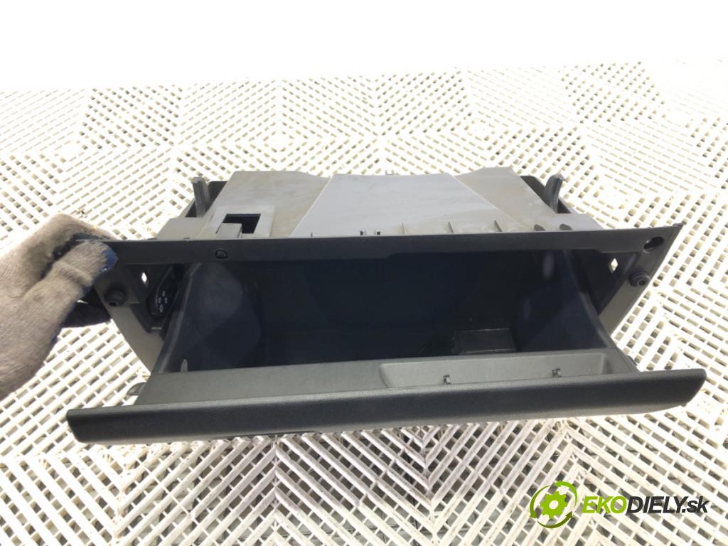 OPEL ZAFIRA B Nadwozie pełne/minivan (A05) 2005 - 2015    1.9 CDTI VAN (M75) 88 kW [120 KM] olej napędowy 2005 - 2015  Priehradka, kastlík spolujazdca  (Priehradky, kastlíky)