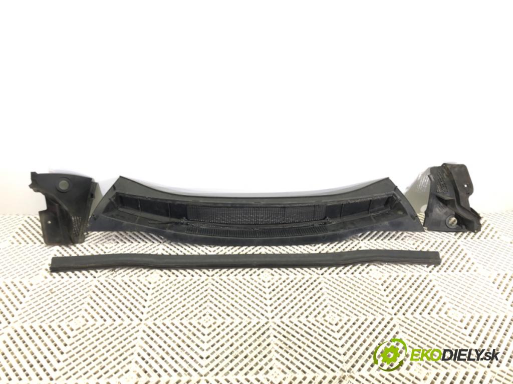 OPEL ZAFIRA B Nadwozie pełne/minivan (A05) 2005 - 2015    1.9 CDTI VAN (M75) 88 kW [120 KM] olej napędowy 2005 - 2015  Torpédo, plast pod čelné okno 13142034 (Torpéda)