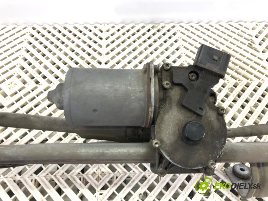 OPEL ZAFIRA B Nadwozie pełne/minivan (A05) 2005 - 2015    1.9 CDTI VAN (M75) 88 kW [120 KM] olej napędowy 2005 - 2015  Mechanizmus stieračov predný 404976 (Motorčeky stieračov predné)