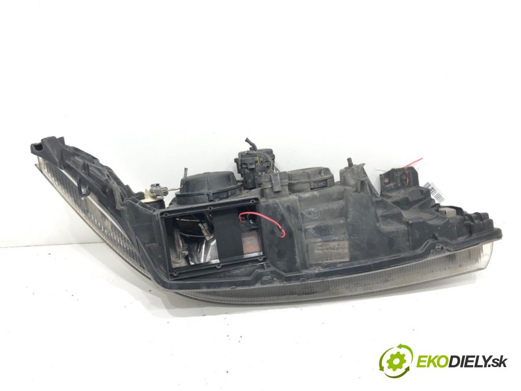 RENAULT LAGUNA II Grandtour (KG0/1_) 2001 - 2007    1.9 dCi (KG0G) 88 kW [120 KM] olej napędowy 2001 - 2007  Svetlomet ľavy predný 8200002465