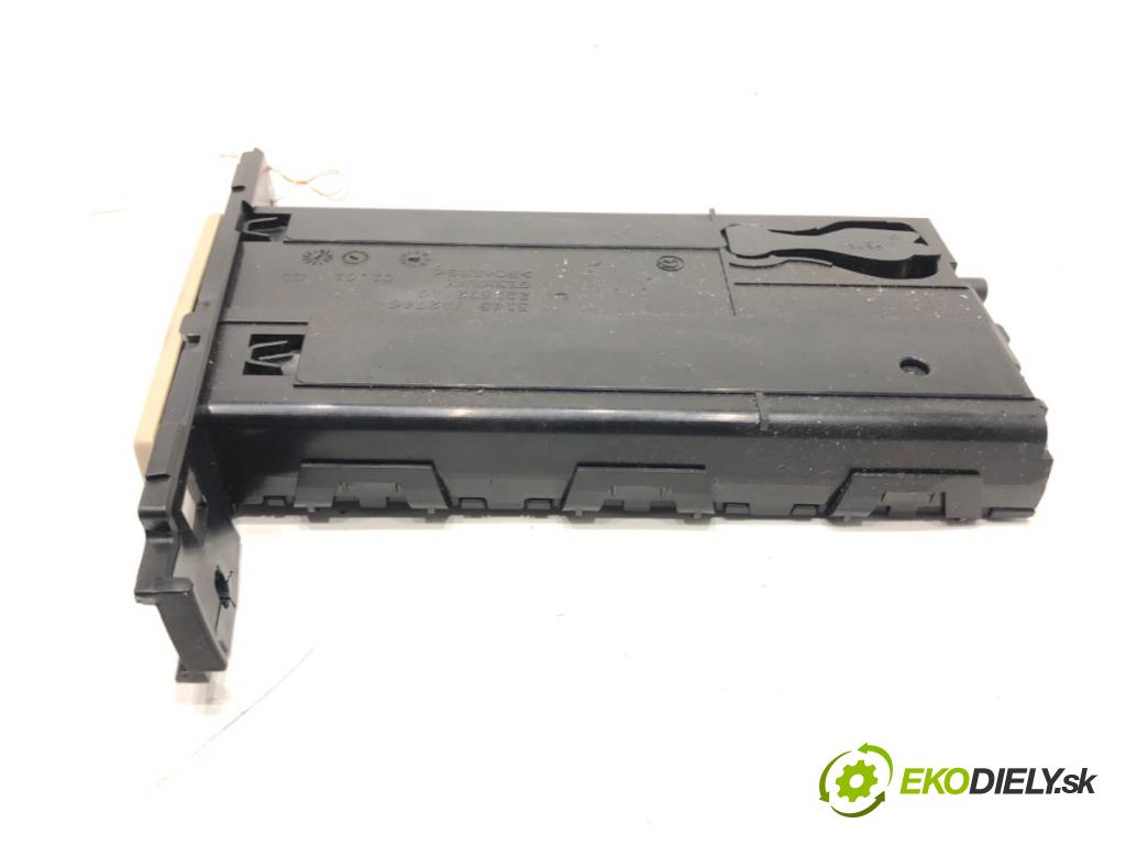 BMW 3 coupe (E92) 2005 - 2013    328 i xDrive 172 kW [234 KM] benzyna 2008 - 2013  Držiak na nápoje 7127461 (Úchyty, držiaky na nápoje)