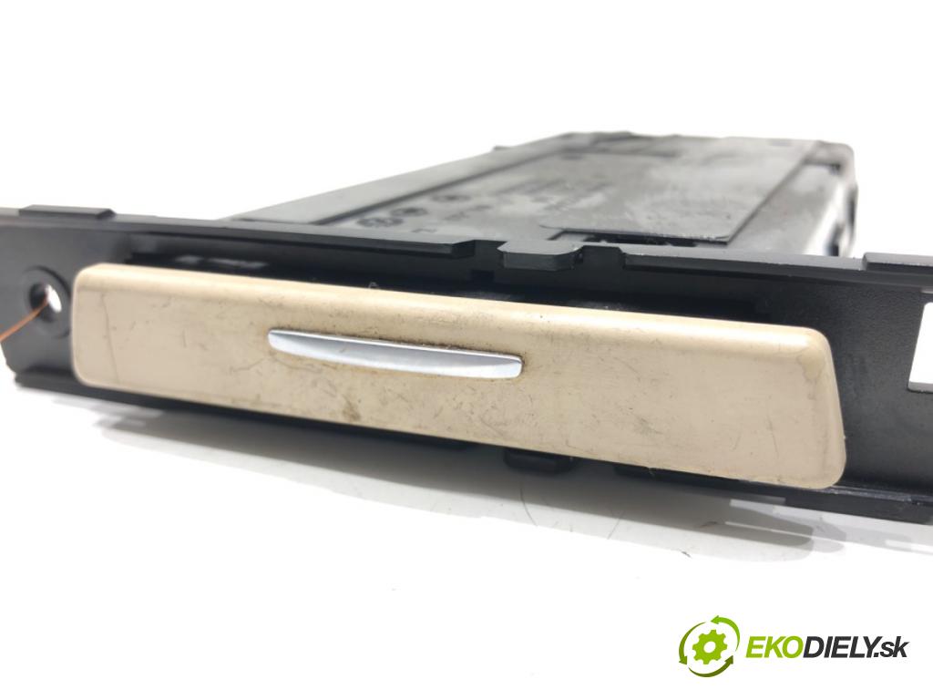 BMW 3 coupe (E92) 2005 - 2013    328 i xDrive 172 kW [234 KM] benzyna 2008 - 2013  Držiak na nápoje 7127461 (Úchyty, držiaky na nápoje)