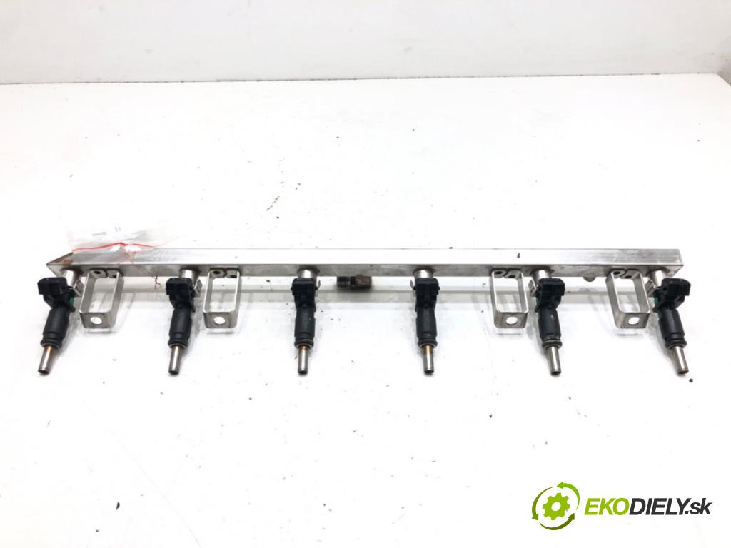 BMW 3 coupe (E92) 2005 - 2013    328 i xDrive 172 kW [234 KM] benzyna 2008 - 2013  Lišta vstrekovacia  (Vstrekovacie lišty)