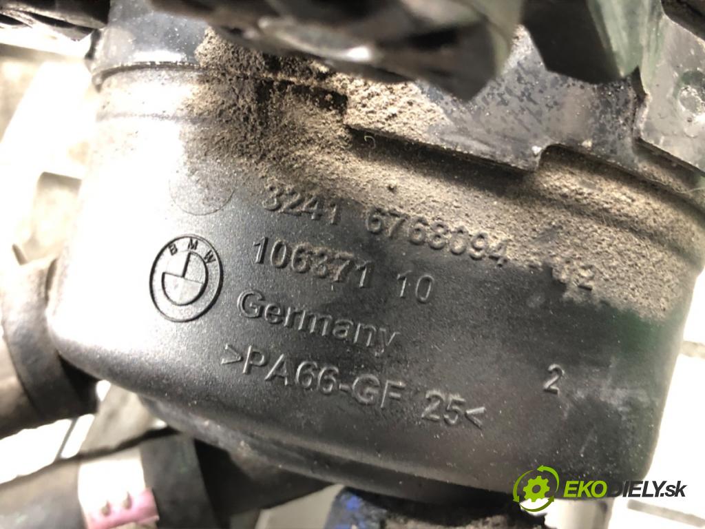 BMW 3 coupe (E92) 2005 - 2013    328 i xDrive 172 kW [234 KM] benzyna 2008 - 2013  Chladič oleja 6774305 6768094