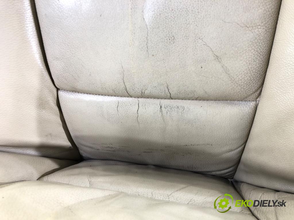 BMW 3 coupe (E92) 2005 - 2013    328 i xDrive 172 kW [234 KM] benzyna 2008 - 2013  Sedadlo ľavy predný