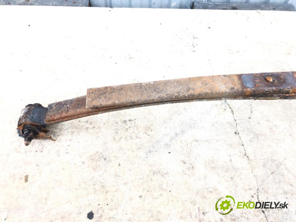 FORD TRANSIT IV Autobus 1995 55 kW 2.5 TD (EB_, ED_, ES_) 2496 Listové pero pravy zad