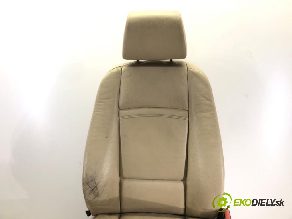 BMW 3 coupe (E92) 2005 - 2013    328 i xDrive 172 kW [234 KM] benzyna 2008 - 2013  Sedadlo pravy predný