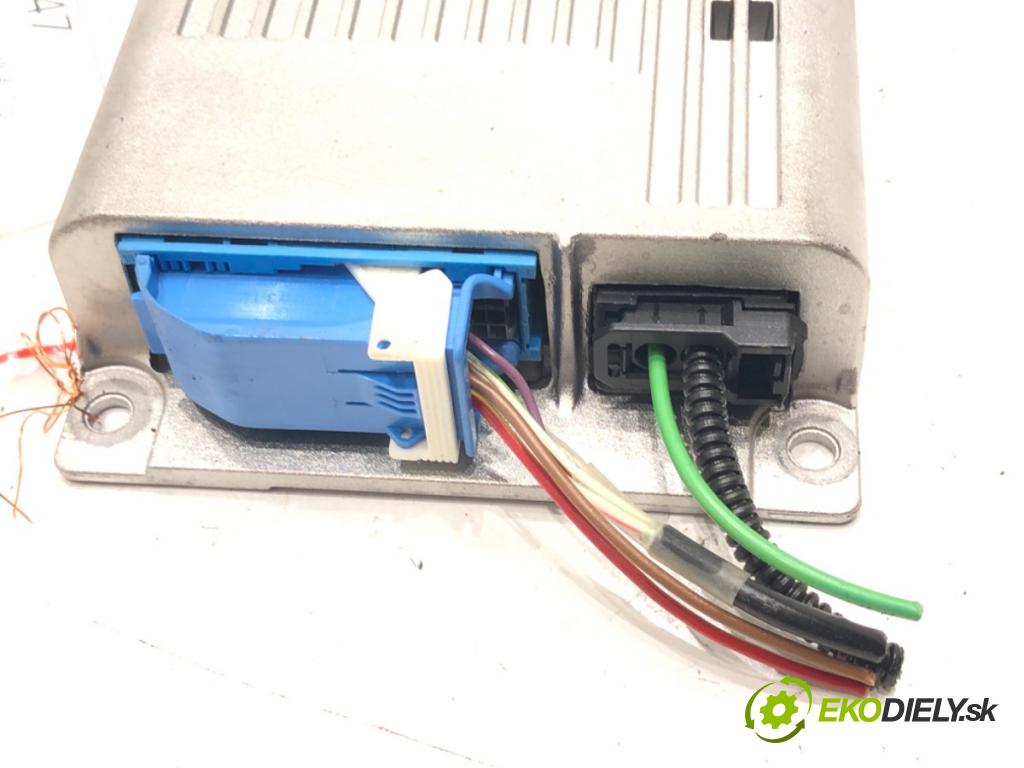 BMW 3 coupe (E92) 2005 - 2013    328 i xDrive 172 kW [234 KM] benzyna 2008 - 2013  Modul BLUETOOTH 9200822 (Ostatné)