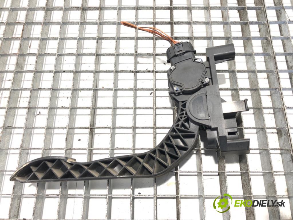 IVECO DAILY III Skrzynia 1997 - 2009    35 C 12 V, 35 S 12 V (AGKA43A2, AGKB43A2, AGKB46A2,... 85 kW [116 KM] olej napędowy 2002 - 2007  Potenciometer plynu 0281002632 (Pedále)