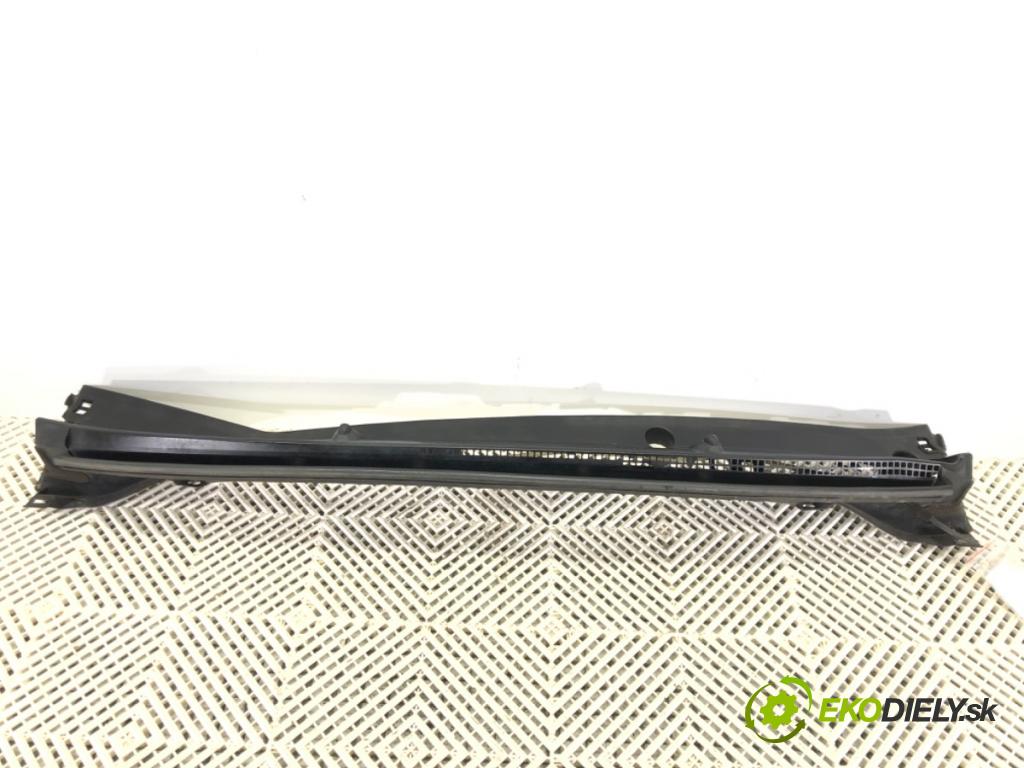 SUBARU XV (_GP_) 2011 - 2022    2.0 D AWD (GPD) 108 kW [147 KM] olej napędowy 2012 - 2022  Torpédo, plast pod čelné okno  (Torpéda)