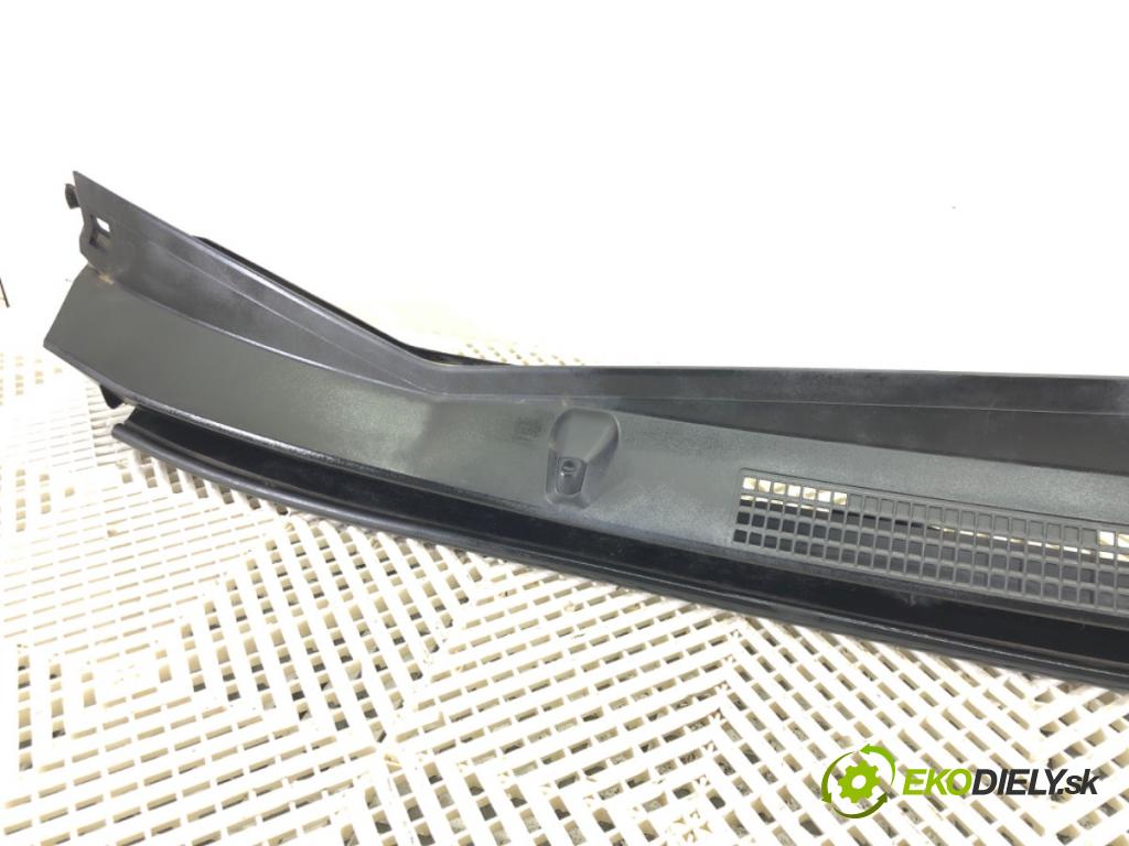 SUBARU XV (_GP_) 2011 - 2022    2.0 D AWD (GPD) 108 kW [147 KM] olej napędowy 2012 - 2022  Torpédo, plast pod čelné okno  (Torpéda)