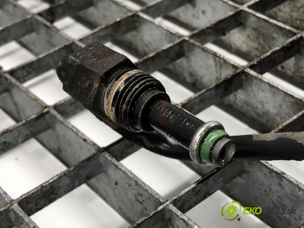 AUDI A2 (8Z0) 2000 - 2005    1.4 55 kW [75 KM] benzyna 2000 - 2005  hadica servočerpadlo  (Rúrky, hadice servočerpadla)