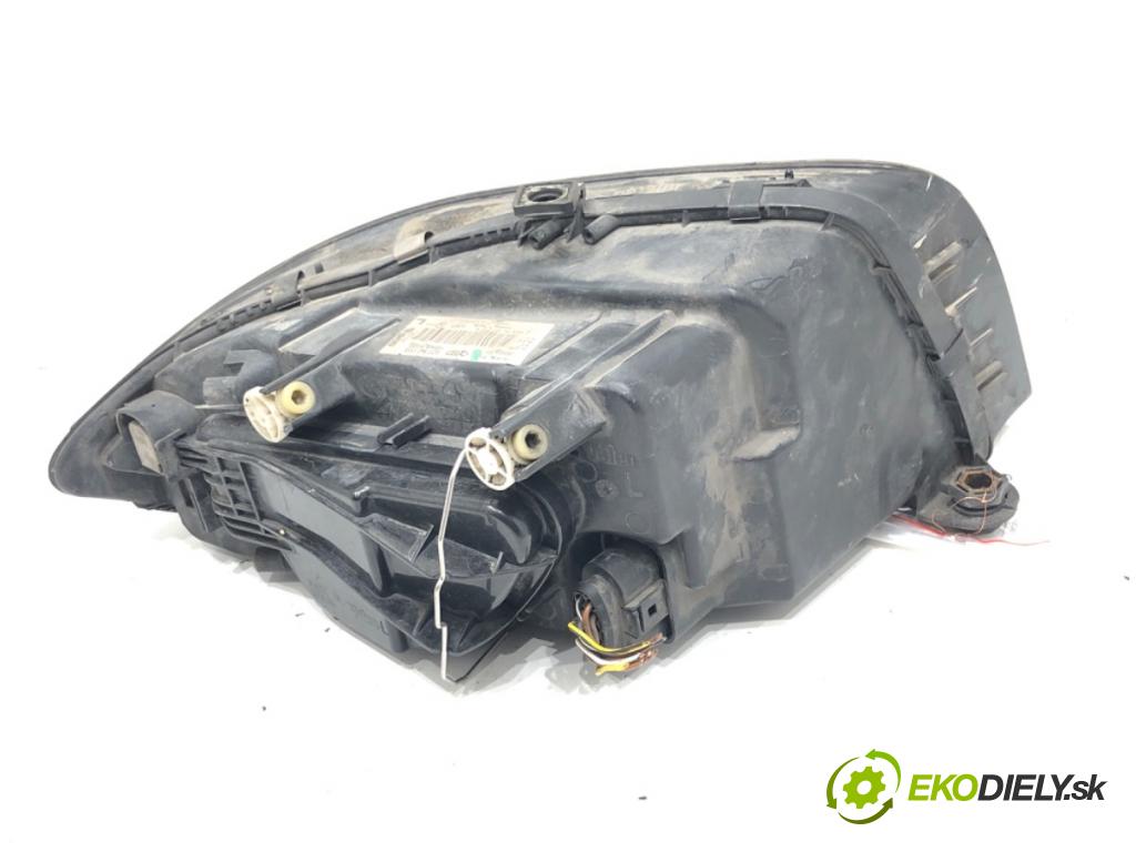 AUDI A2 (8Z0) 2000 - 2005    1.4 55 kW [75 KM] benzyna 2000 - 2005  Svetlomet ľavy predný 8Z0941003