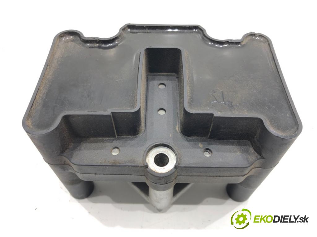 AUDI A2 (8Z0) 2000 - 2005    1.4 55 kW [75 KM] benzyna 2000 - 2005  Cievka zapaľovacia  (Zapaľovacie cievky, moduly)