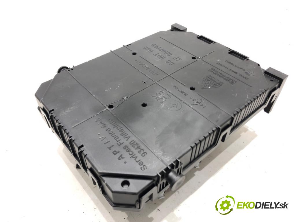 PEUGEOT 208 II (UB_, UP_, UW_, UJ_) 2019 - 2022    e-208 100 kW [136 KM] elektryczny 2019 - 2022  modul BSI 9832880380 (Pojistkové skříňky)