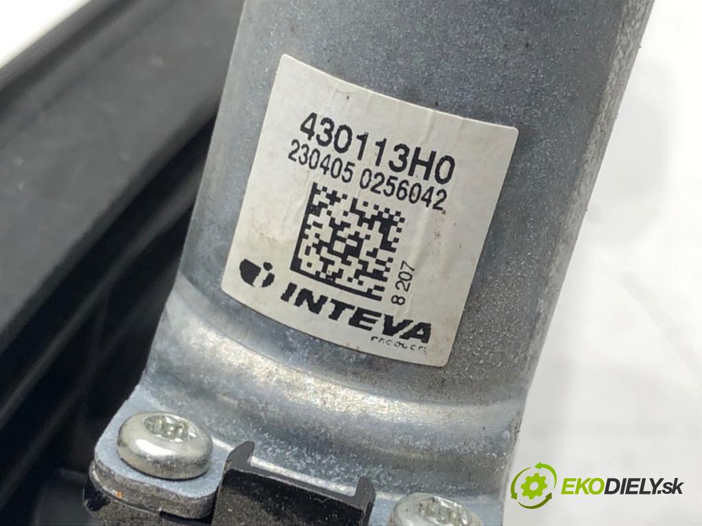 PEUGEOT 208 II (UB_, UP_, UW_, UJ_) 2019 - 2022    e-208 100 kW [136 KM] elektryczny 2019 - 2022  mechanismus okna pravý zadní část 9829045580