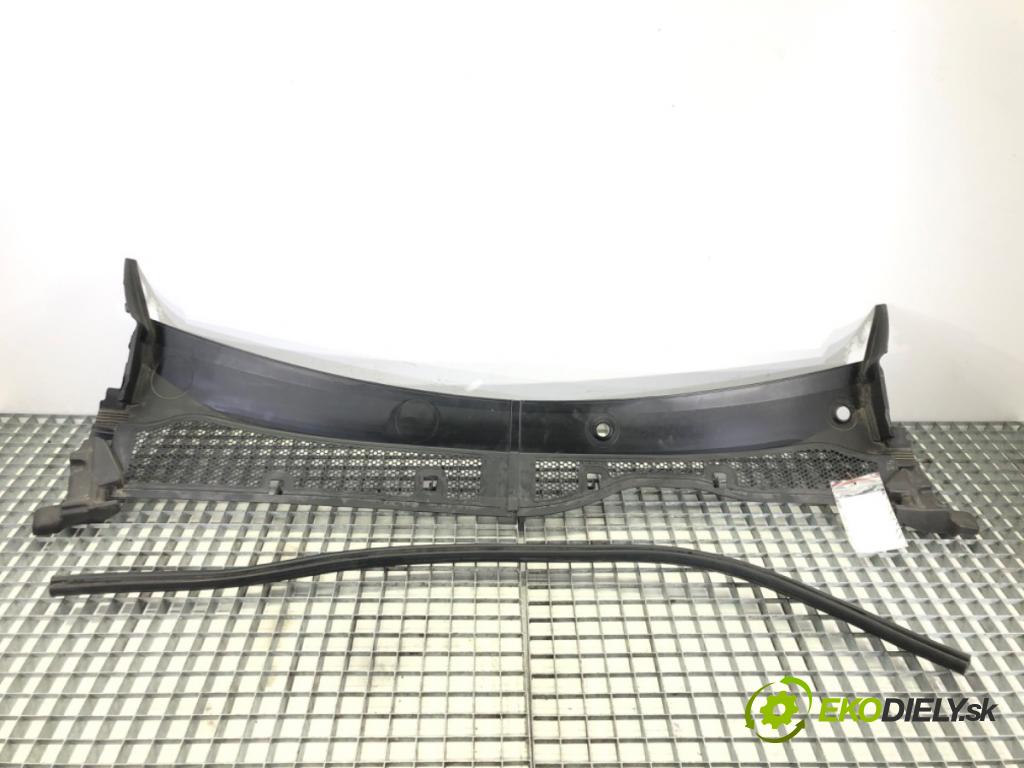 PEUGEOT 208 II (UB_, UP_, UW_, UJ_) 2019 - 2022    e-208 100 kW [136 KM] elektryczny 2019 - 2022  Torpédo, plast pod čelné okno 9830472380 (Torpéda)