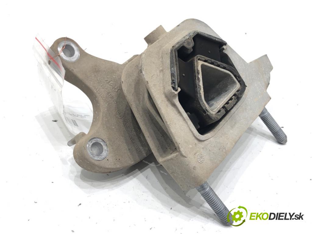 PEUGEOT 208 II (UB_, UP_, UW_, UJ_) 2019 - 2022    e-208 100 kW [136 KM] elektryczny 2019 - 2022  AirBag Motor 9826551380 (Držiaky motora)