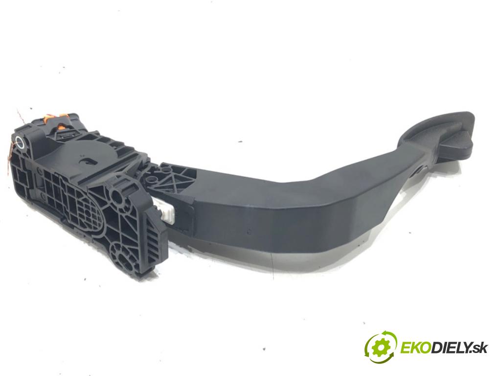 PEUGEOT 208 II (UB_, UP_, UW_, UJ_) 2019 - 2022    e-208 100 kW [136 KM] elektryczny 2019 - 2022  Potenciometer plynu 9827704480 (Pedále)