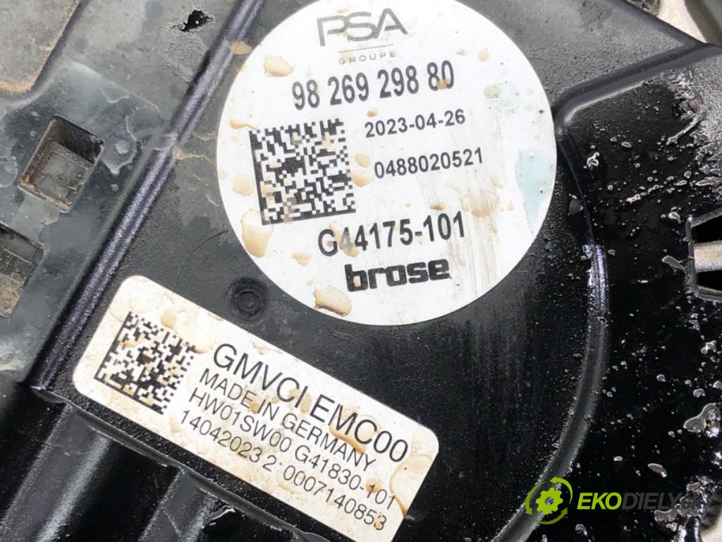 PEUGEOT 208 II (UB_, UP_, UW_, UJ_) 2019 - 2022    e-208 100 kW [136 KM] elektryczny 2019 - 2022  ventilátor chladiče 9826929880 (Ventilátory)