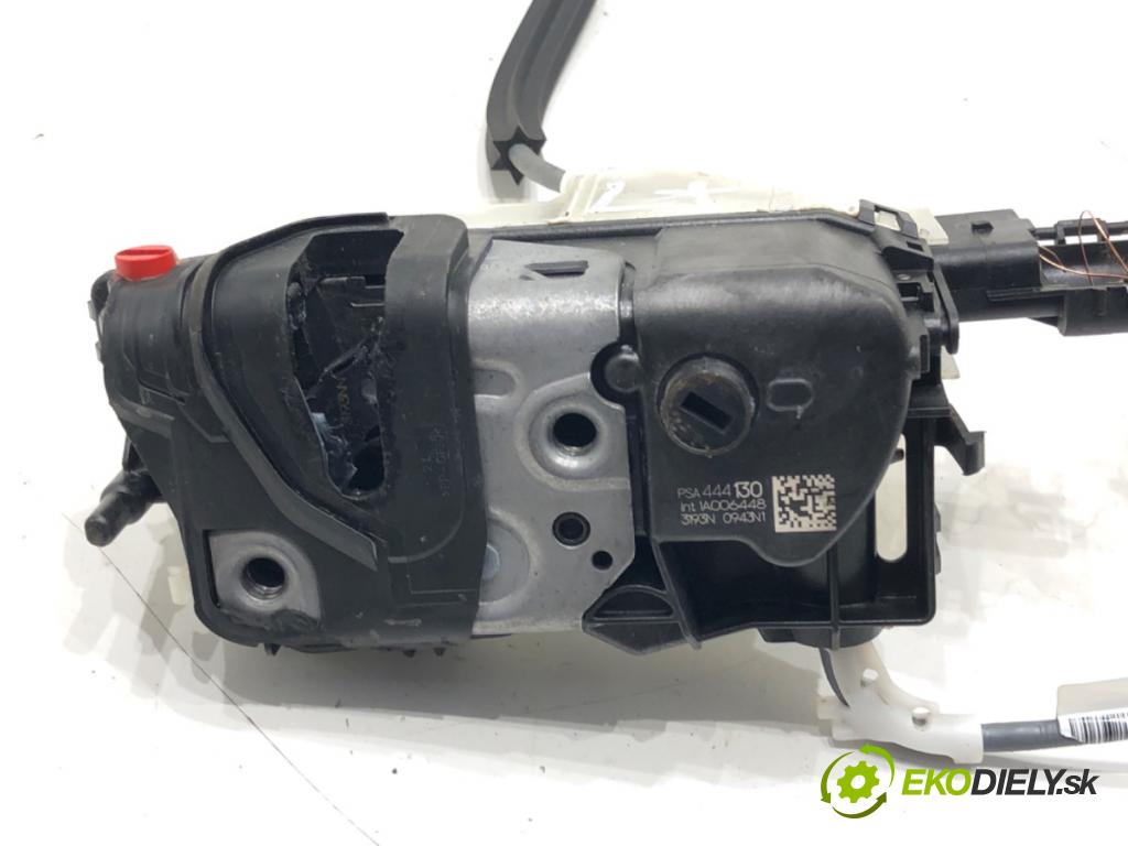 PEUGEOT 208 II (UB_, UP_, UW_, UJ_) 2019 - 2022    e-208 100 kW [136 KM] elektryczny 2019 - 2022  zámok dveře levý zadní část 444130