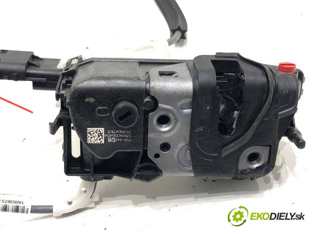 PEUGEOT 208 II (UB_, UP_, UW_, UJ_) 2019 - 2022    e-208 100 kW [136 KM] elektryczny 2019 - 2022  zámok dveře pravý zadní část 444128