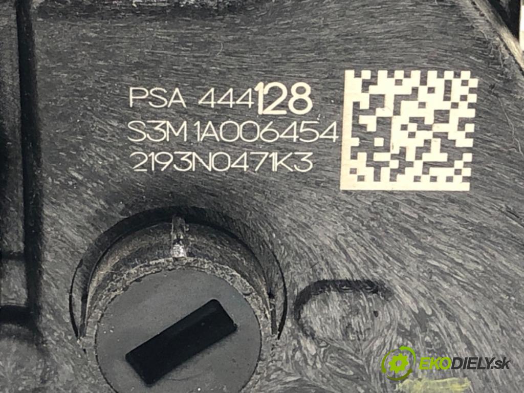 PEUGEOT 208 II (UB_, UP_, UW_, UJ_) 2019 - 2022    e-208 100 kW [136 KM] elektryczny 2019 - 2022  zámok dveře pravý zadní část 444128