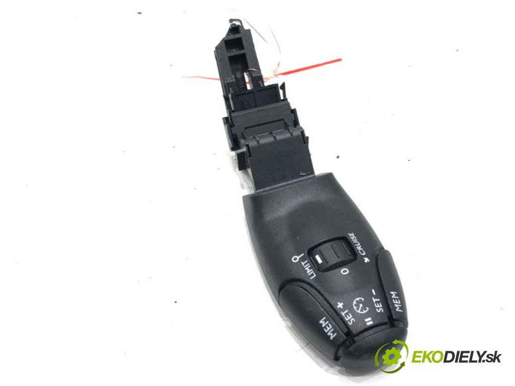 PEUGEOT 208 II (UB_, UP_, UW_, UJ_) 2019 - 2022    e-208 100 kW [136 KM] elektryczny 2019 - 2022  přepínač tempomatu 98035106ZD