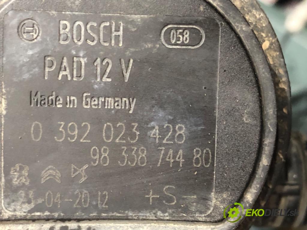 PEUGEOT 208 II (UB_, UP_, UW_, UJ_) 2019 - 2022    e-208 100 kW [136 KM] elektryczny 2019 - 2022  DALŠÍ: Pumpa vody 9833874480 (Vodné pumpy)