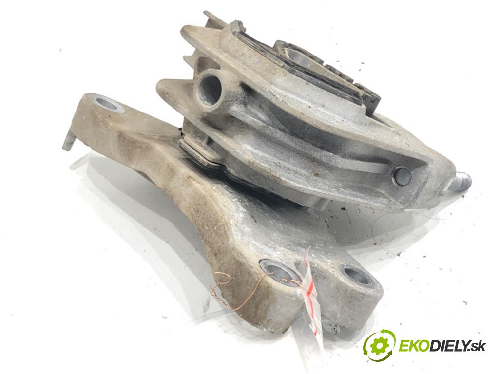 PEUGEOT 208 II (UB_, UP_, UW_, UJ_) 2019 - 2022    e-208 100 kW [136 KM] elektryczny 2019 - 2022  AirBag Motor  (Držiaky motora)