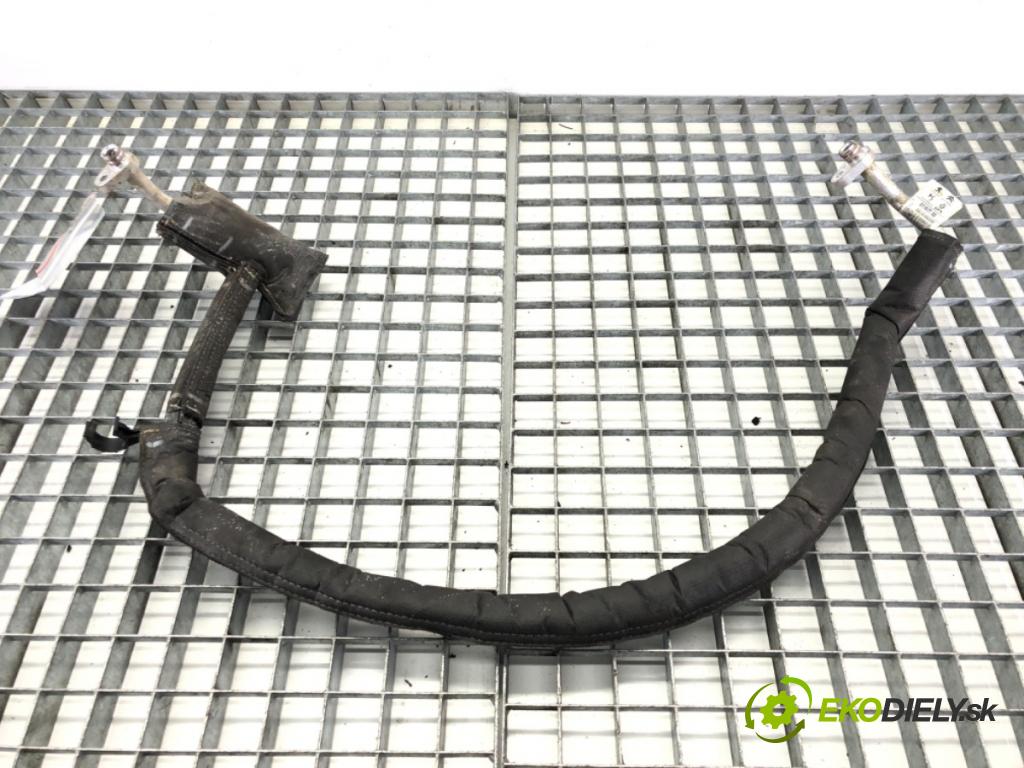 PEUGEOT 208 II (UB_, UP_, UW_, UJ_) 2019 - 2022    e-208 100 kW [136 KM] elektryczny 2019 - 2022  rúrka klimatizácie 9826918180 (Rúrky klimatizácie)