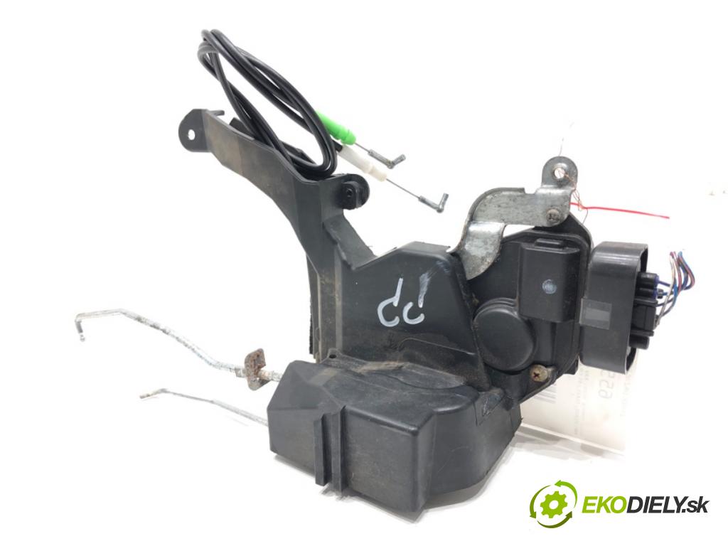TOYOTA RAV 4 II (_A2_) 2000 - 2005    2.0 D 4WD (CLA20_, CLA21_) 85 kW [116 KM] olej napędowy 2001 - 2005  zámok dveře pravý přední část 