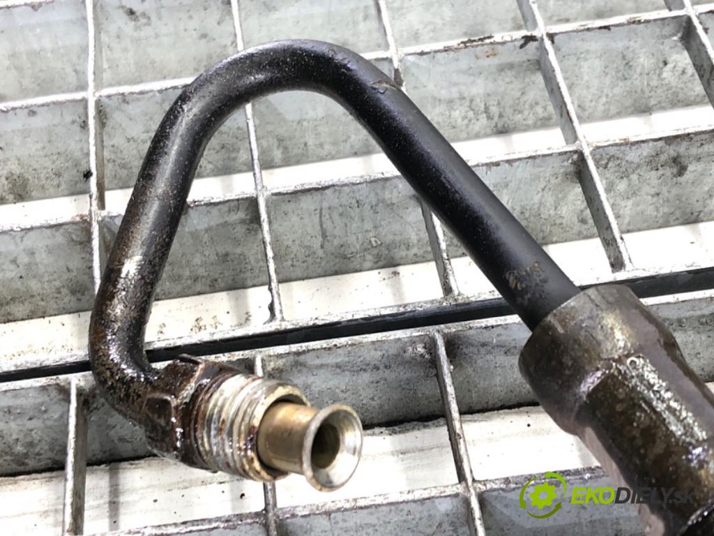 TOYOTA RAV 4 II (_A2_) 2000 - 2005    2.0 D 4WD (CLA20_, CLA21_) 85 kW [116 KM] olej napędowy 2001 - 2005  hadica servočerpadlo  (Rúrky, hadice servočerpadla)