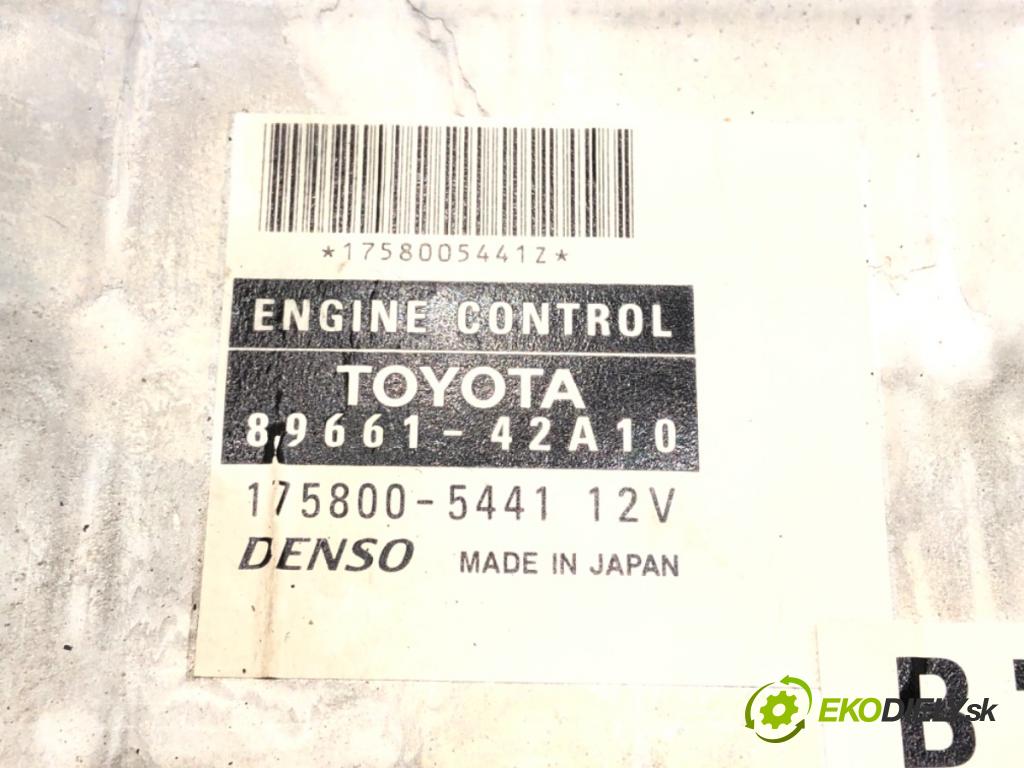 TOYOTA RAV 4 II (_A2_) 2000 - 2005    2.0 D 4WD (CLA20_, CLA21_) 85 kW [116 KM] olej napędowy 2001 - 2005  riadiaca jednotka Motor 89661-42A10 (Riadiace jednotky)