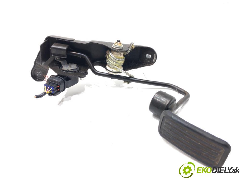 TOYOTA RAV 4 II (_A2_) 2000 - 2005    2.0 D 4WD (CLA20_, CLA21_) 85 kW [116 KM] olej napędowy 2001 - 2005  Potenciometer plynu A78010-42020 (Pedále)