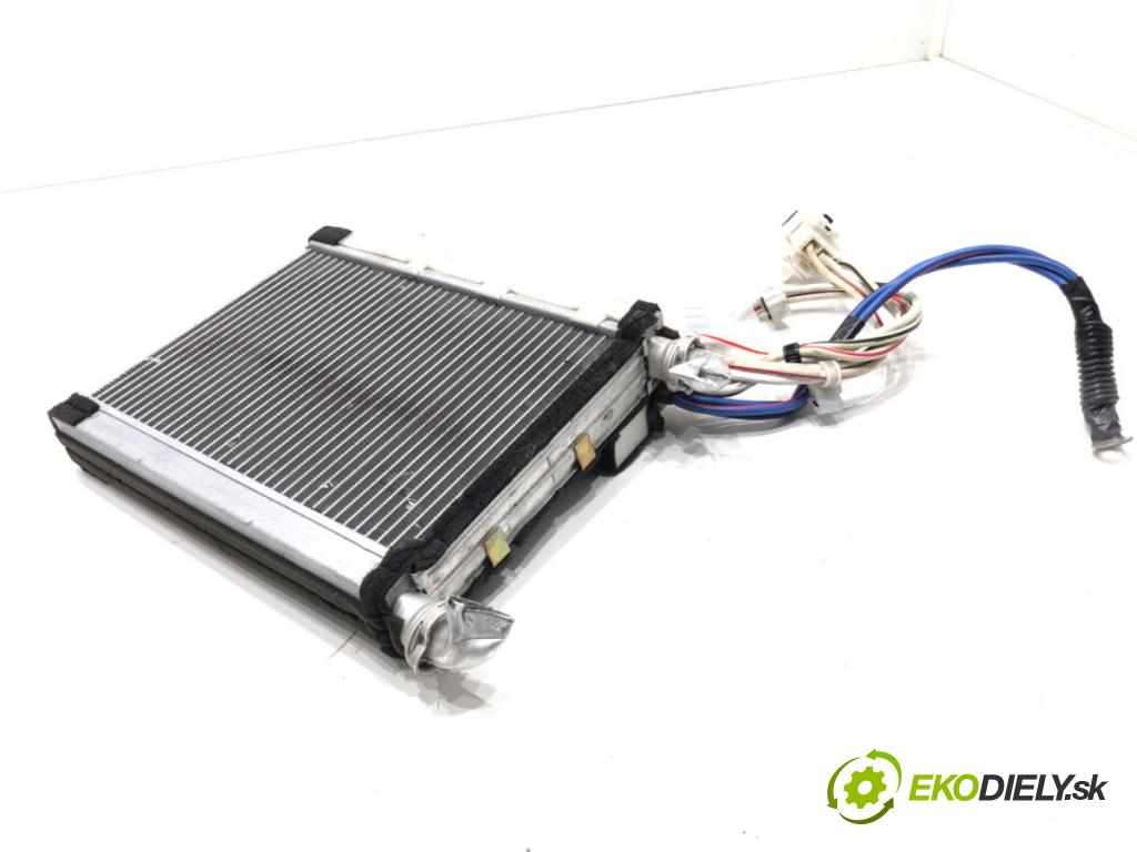 TOYOTA RAV 4 II (_A2_) 2000 - 2005    2.0 D 4WD (CLA20_, CLA21_) 85 kW [116 KM] olej napędowy 2001 - 2005  topné těleso radiátor topení  (Radiátory topení)