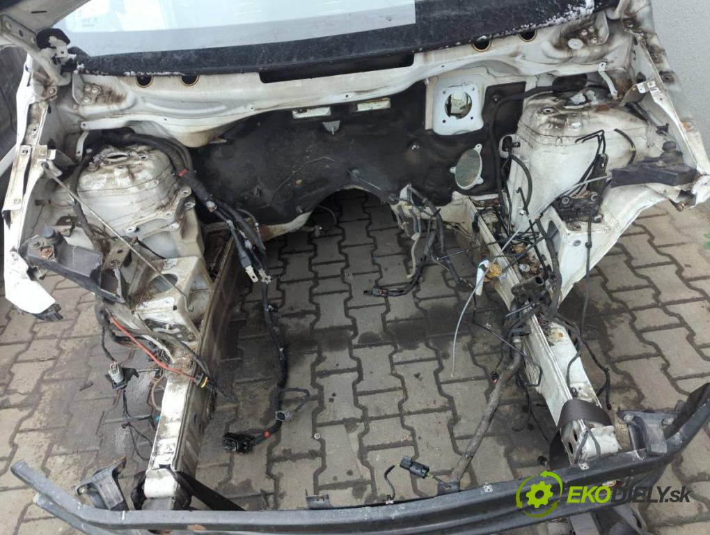 MERCEDES-BENZ VITO Skrzynia (W447) 2014 - 2022    111 CDI (447.601, 447.603, 447.605) 84 kW [114 KM] olej napędowy 2014 - 2022  KAROSERIA ČTVRŤÁK blatník zadní část levý pravý POŠTY: prahy střecha