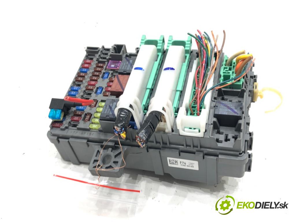 HONDA CIVIC IX (FK) 2012 - 2022    1.4 i-VTEC (FK1) 73 kW [99 KM] benzyna 2012 - 2022  modul BSI TV0-G140 (Pojistkové skříňky)