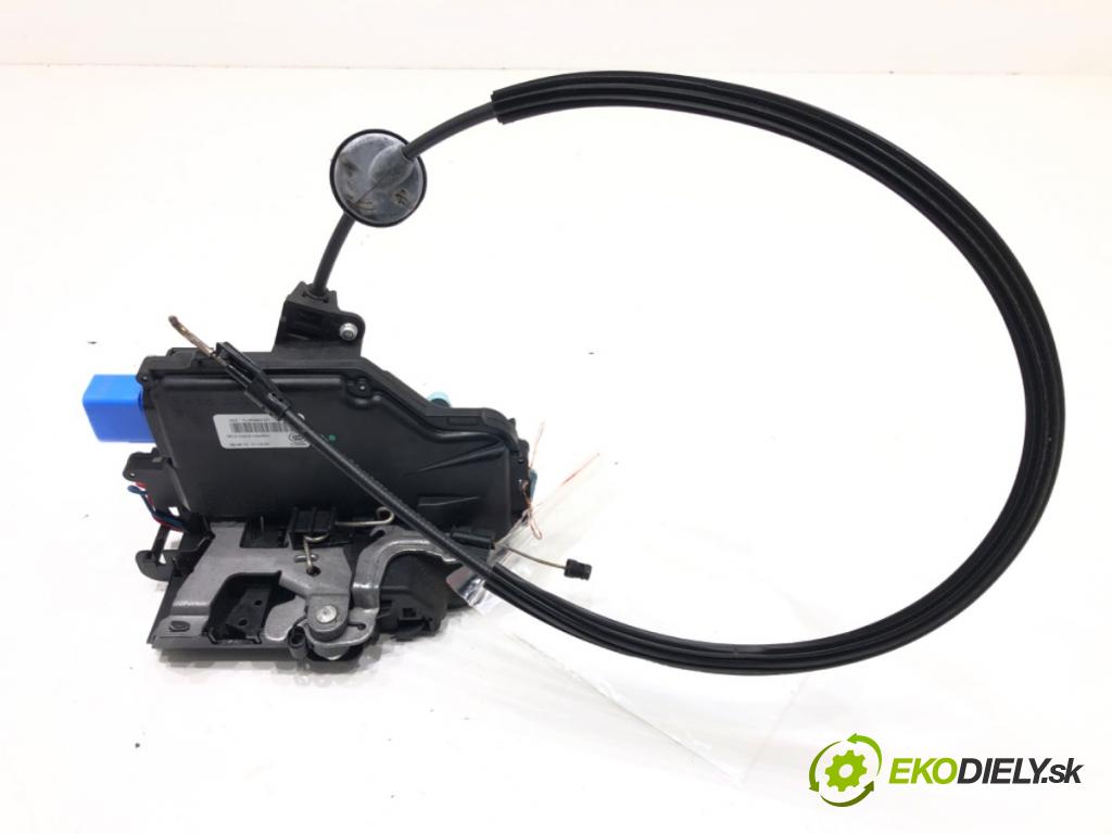 VW TOURAN (1T1, 1T2) 2003 - 2010    1.9 TDI 74 kW [100 KM] olej napędowy 2003 - 2004  zámok dveře levý zadní část 7L0839015D